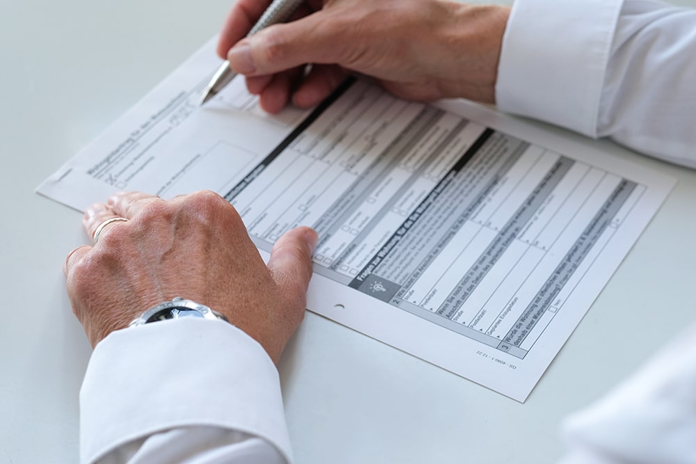 wohngeldantrag-rentner-2 Ein Wohngeldantrag für Rentner wird ausgefüllt